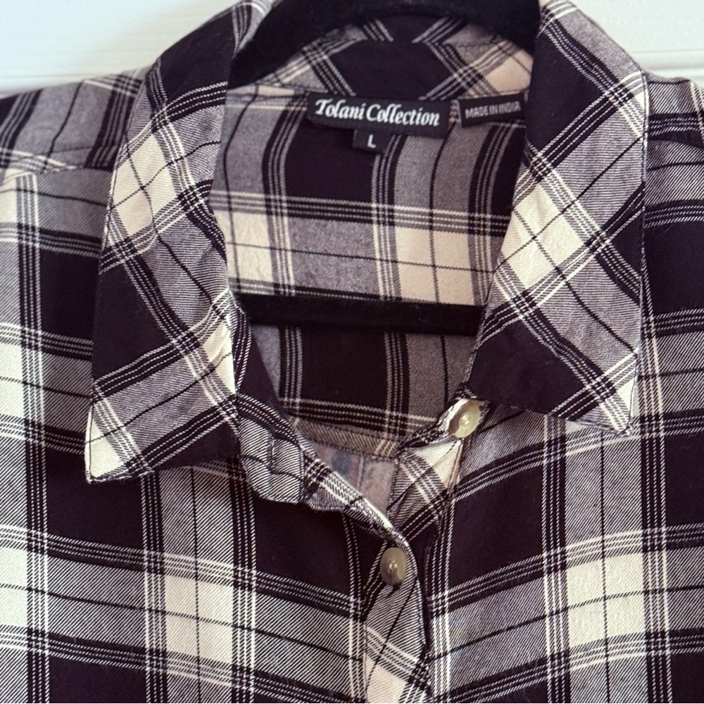 Tolani Plaid and Contrast Print Button Down Shirt Large - Picture 13 of 16